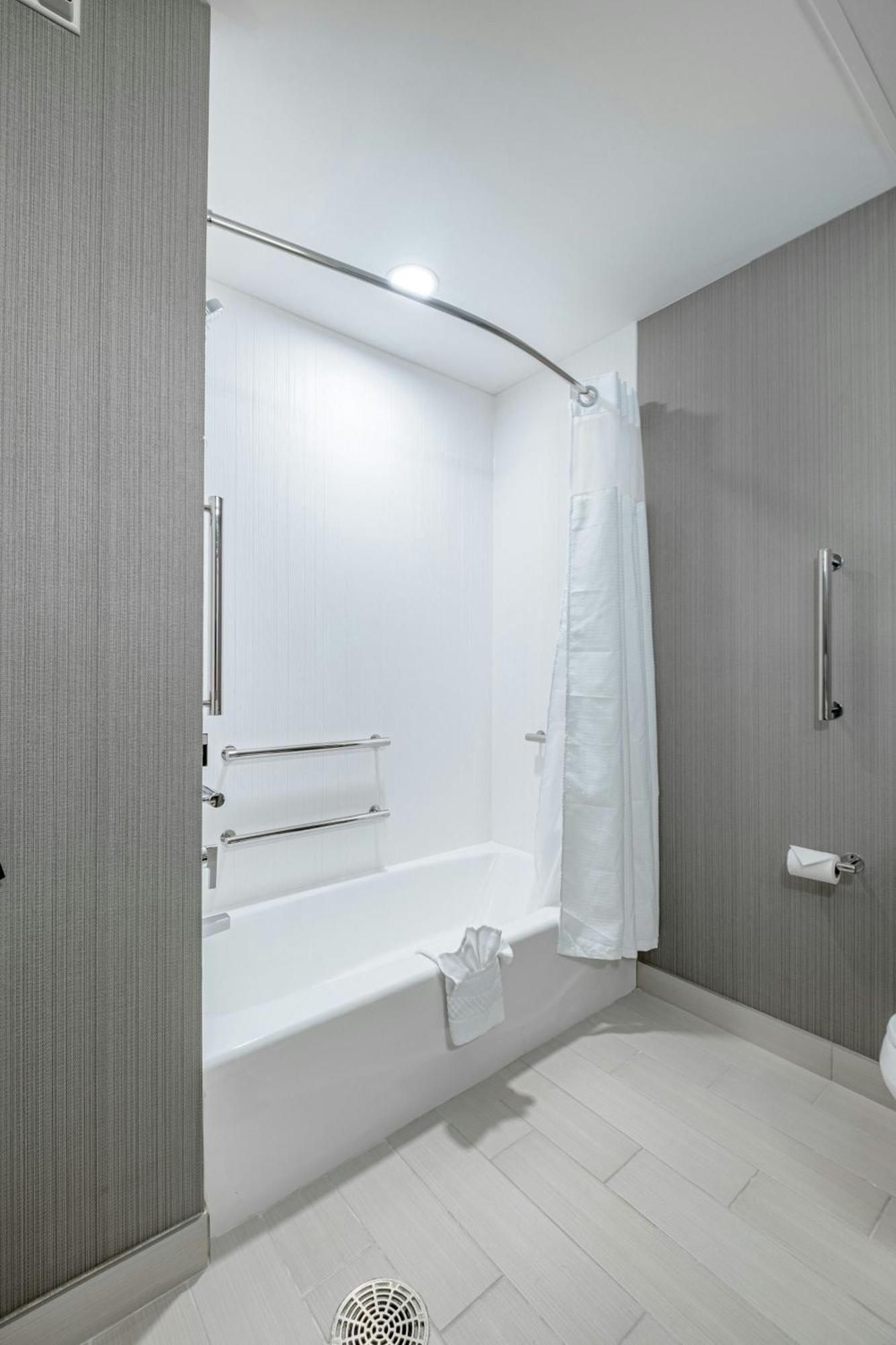 Courtyard By Marriott Toledo West Otel Dış mekan fotoğraf